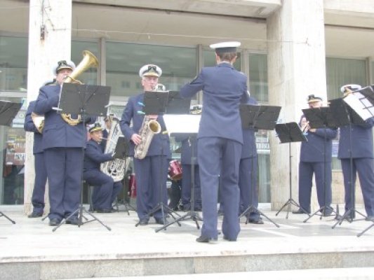 Fanfara RAJA concertează pe litoral